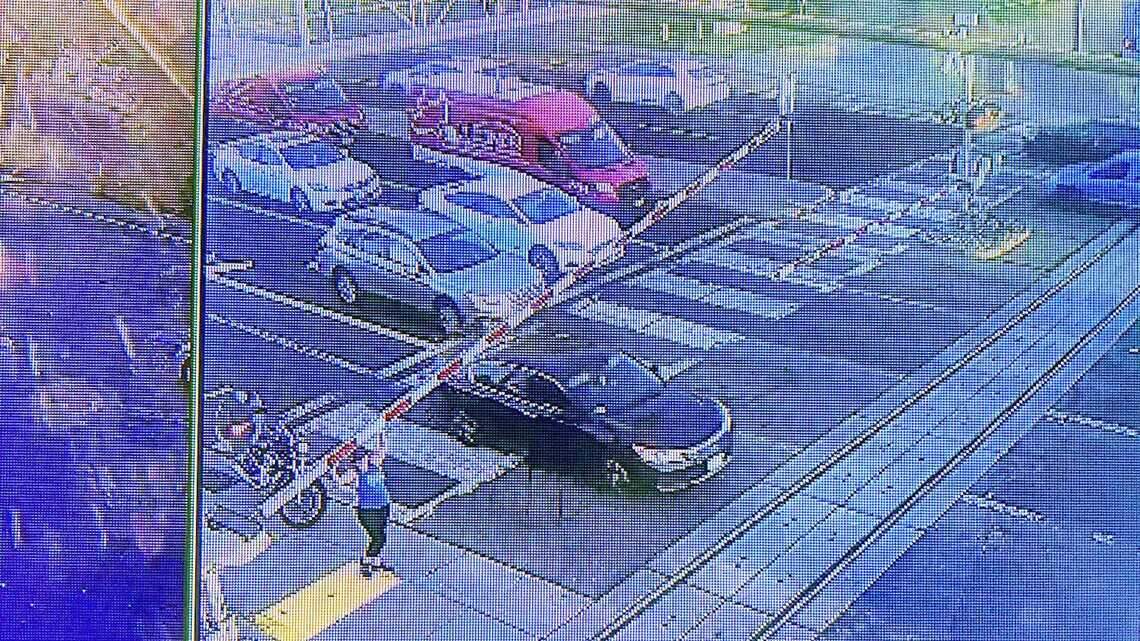 Folsom drivers got tired of waiting for RT light rail gates to rise. So they lifted them