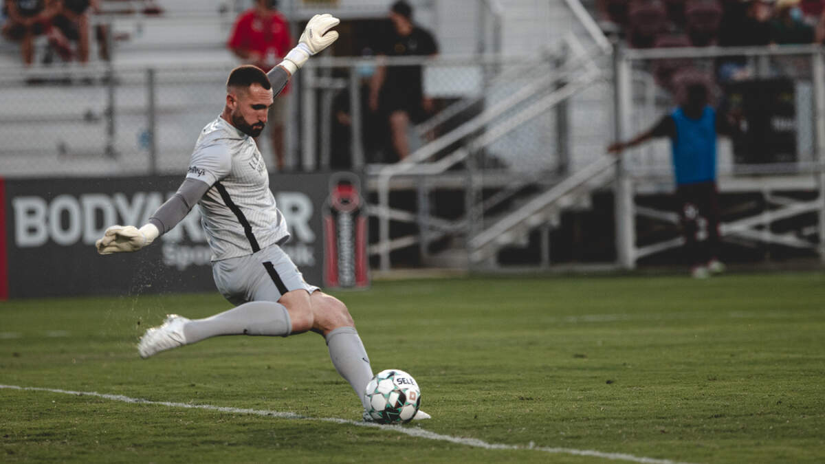 Sacramento Republic FC goalkeeper Tomas Gomez boots the ball during a game with Las Vegas on May 15, 2021.