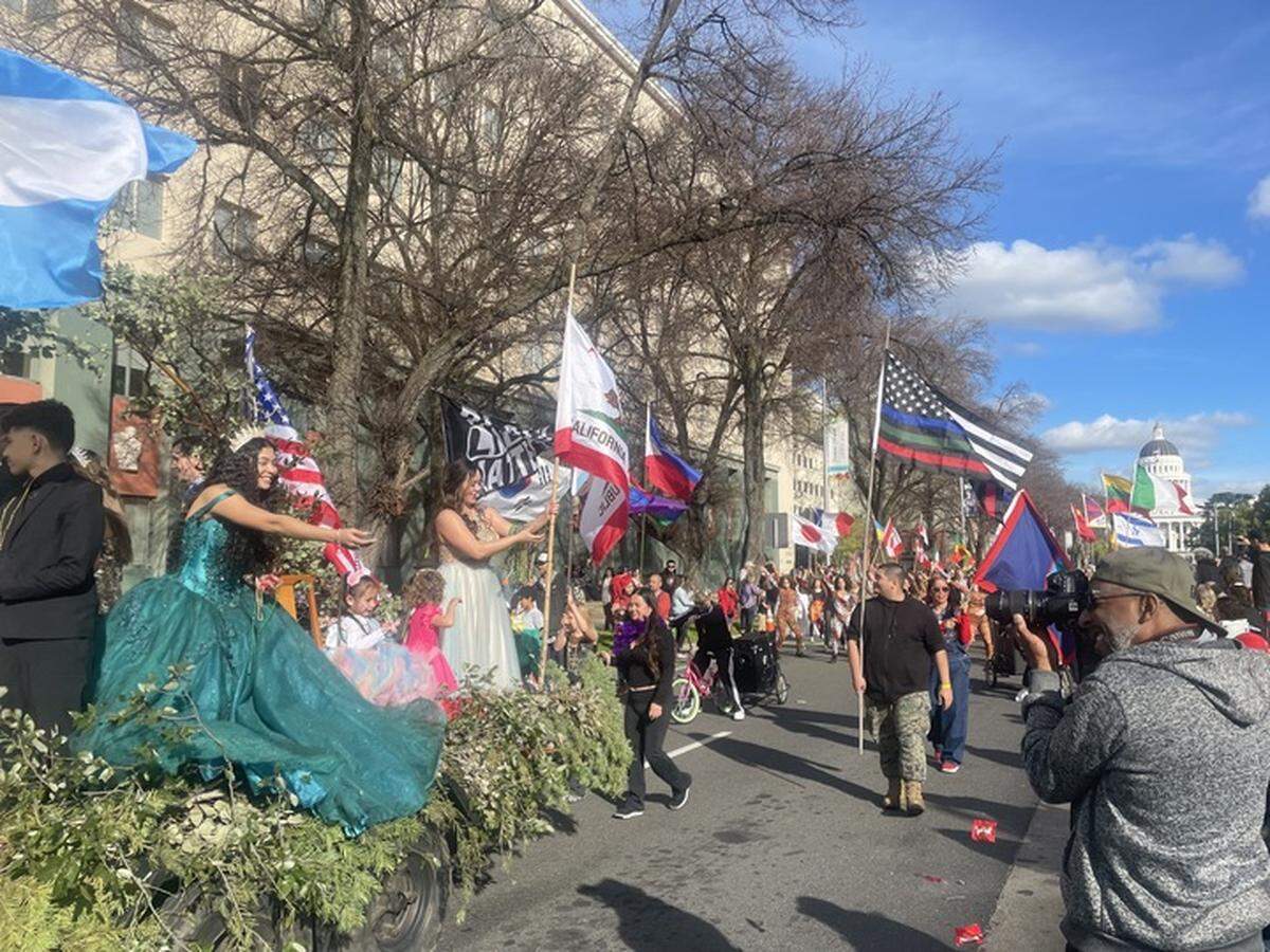 A float in the City of Trees Parade rolls down Capitol Mall in Sacramento on Saturday.