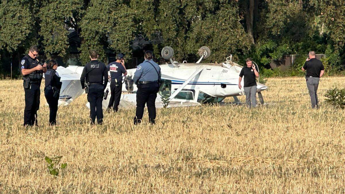 Authorities respond to a small plane crash in a field Thursday, Sept. 19, 2024, near West Sacramento. The Sacramento County Sheriff’s Office said its plane had made an emergency landing en route to Watts-Woodland Airport from Mather Airport.