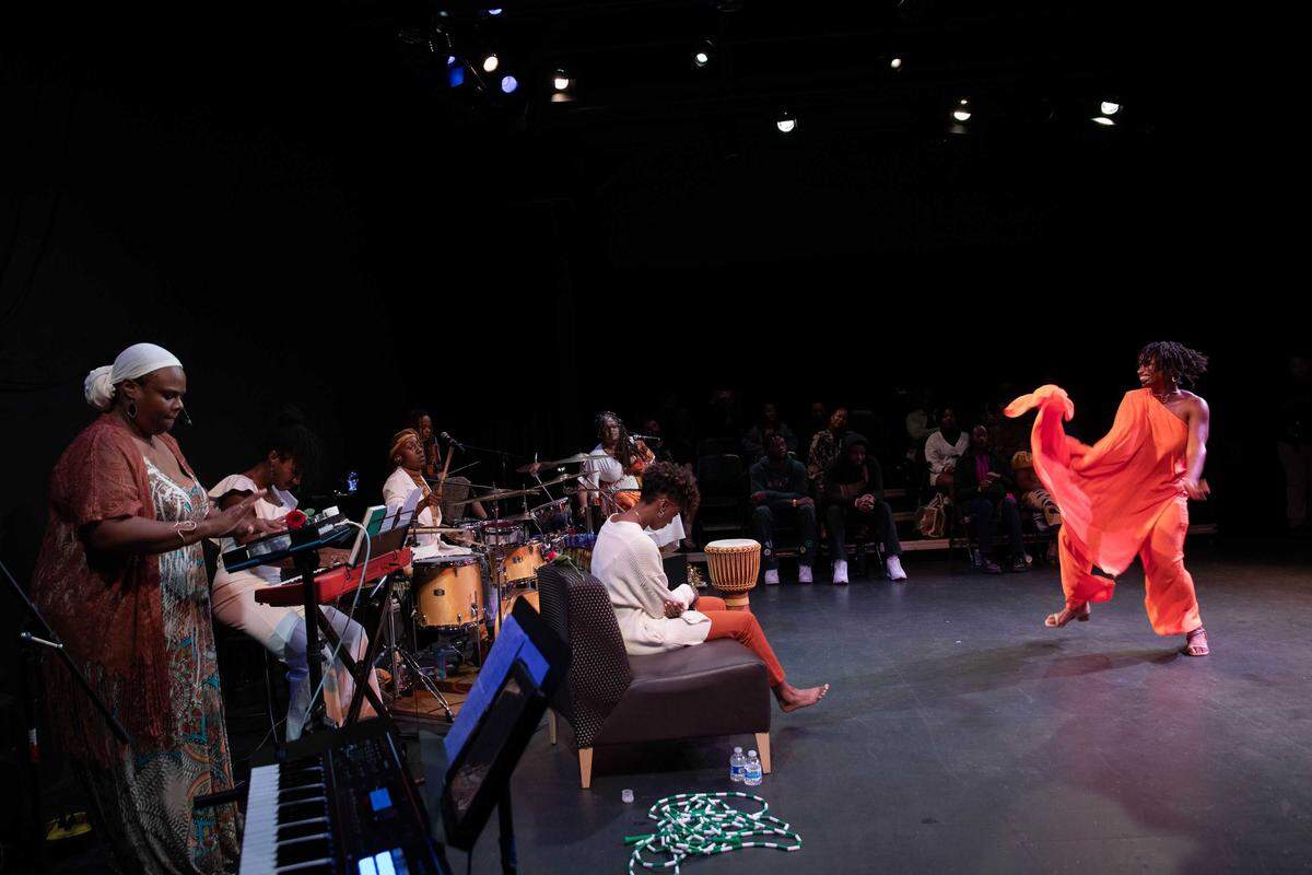 Natachi Mez performs in front of an intimate crowd with her ensemble band. They perform "Fire Breathing in the Wild" Saturday, Nov. 15, 2025 in West Sacramento.