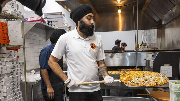 How to get free dishes, discounted meals in Elk Grove during September