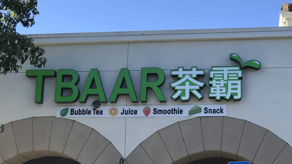 A new bubble tea joint is looking to open in its doors in the Land Park area of Sacramento in the next few weeks. The New York-based franchise Tbaar offers customers a variety of fresh juices, smoothies, cakes, tea and coffee drinks, according to its website.