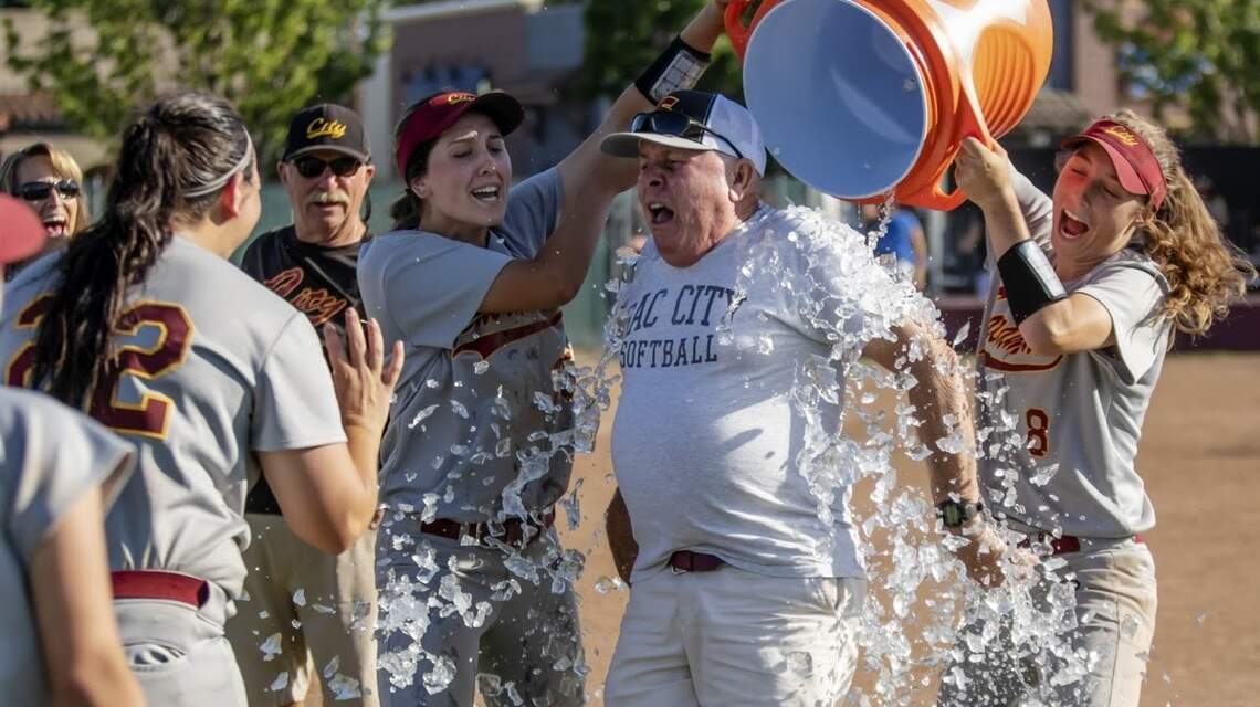 Special K: After 38 years, a Sac City coach gets ready for one last day in the sun