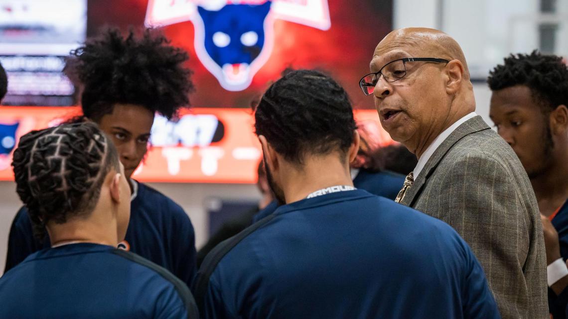 Fortune Panthers head coach Derek Swafford talks with his players pre-game before the CIF NorCal Division V high school boys basketball playoff against the Sierra Chieftains on Thursday, March 2, 2023, at Fortune High School in Elk Grove.