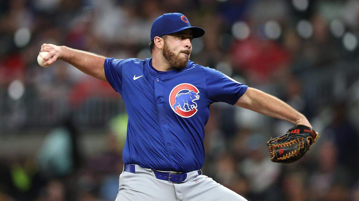 ATLANTA, GEORGIA - SEPTEMBER 08:  Aaron Civale #38 of the Chicago Cubs pitches in the seventh inning against the Atlanta Braves at Truist Park on September 08, 2025 in Atlanta, Georgia. (Photo by Kevin C. Cox/Getty Images)