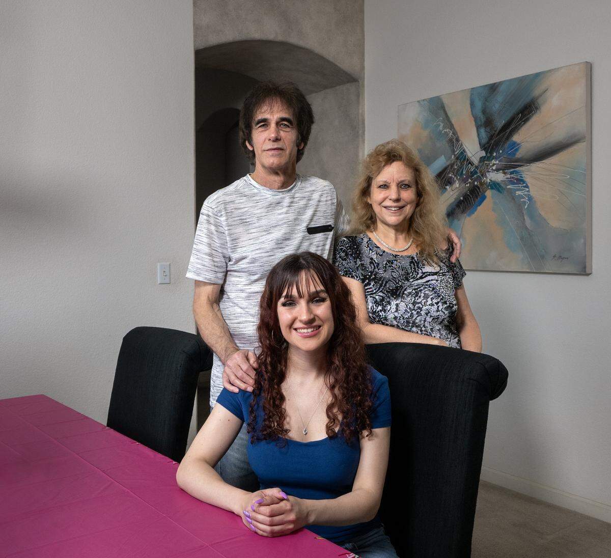 In 1991, Good Guys employee Al Bodnar survived a hostage situation during a botched robbery in south Sacramento. Bodnar is photographed with his wife Debbie, right, and daughter Kelly on Thursday.