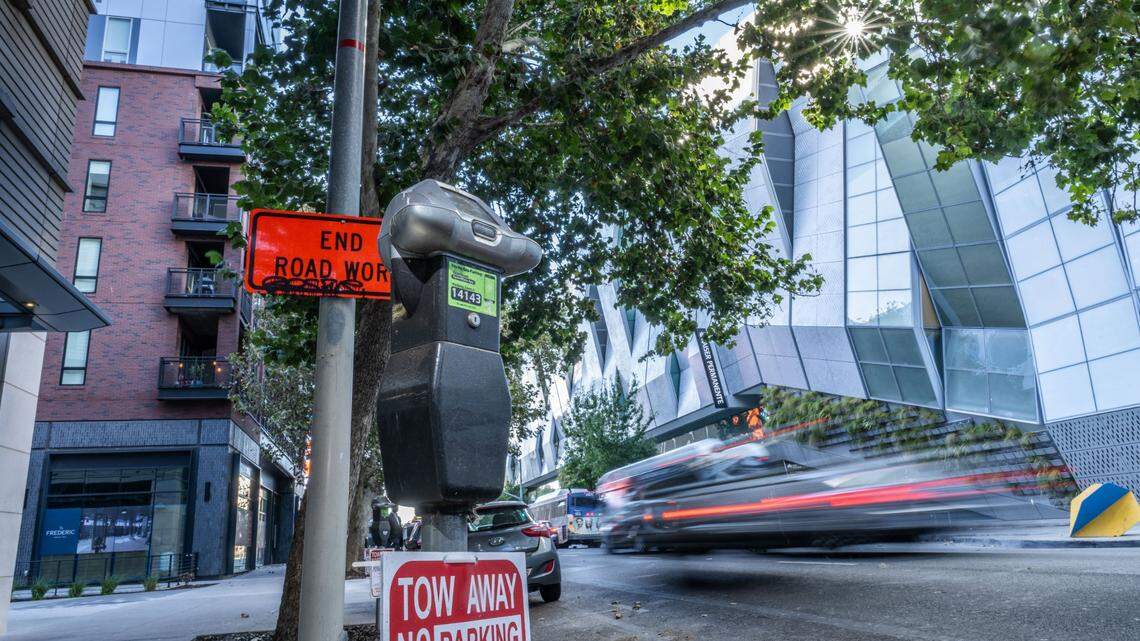 A meter stands guard over a vacant parking spot Tuesday, Oct. 17, 2023, on L Street near Golden 1 Center in Sacramento. With fewer people working and parking downtown, the city’s parking revenue – intended to pay for the arena’s construction – is not meeting projections.
