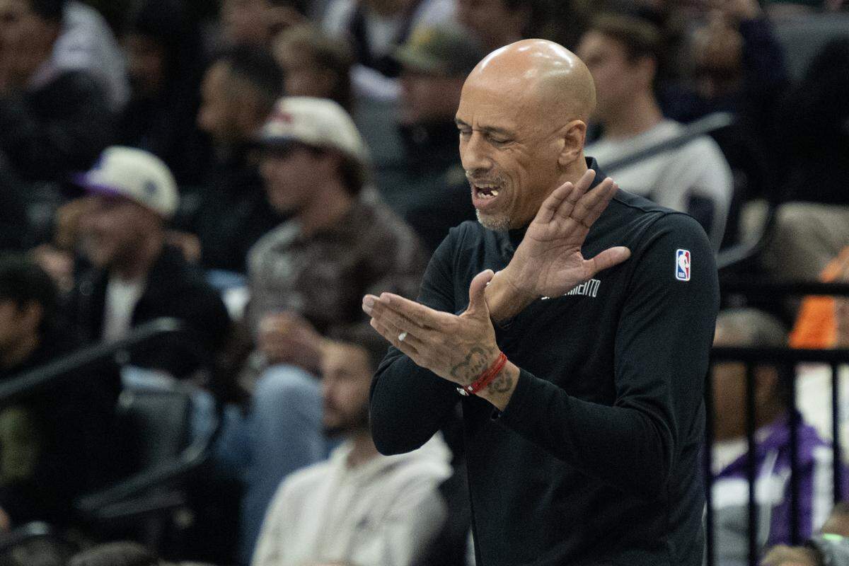 Sacramento Kings head coach Doug Christie reacts after the end of the first quarter with the Sacramento Kings trailing the Phoenix Suns during a game at Golden 1 Center on Wednesday.