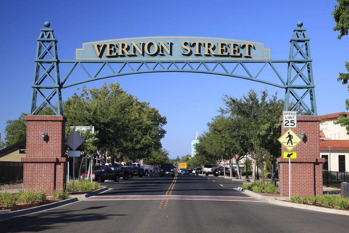 A sign befitting the historical railroad roots of Roseville’s downtown area marks the entrance to Vernon Street, where the city is focusing revitalization efforts.