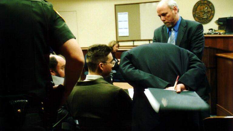 White supremacist behind 1999 Sacramento synagogue attacks to get parole hearing