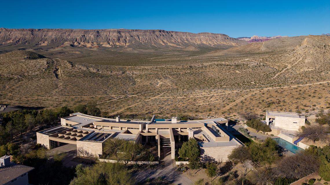 Inside Las Vegas hideaway of family behind Morton’s steakhouses and Hard Rock