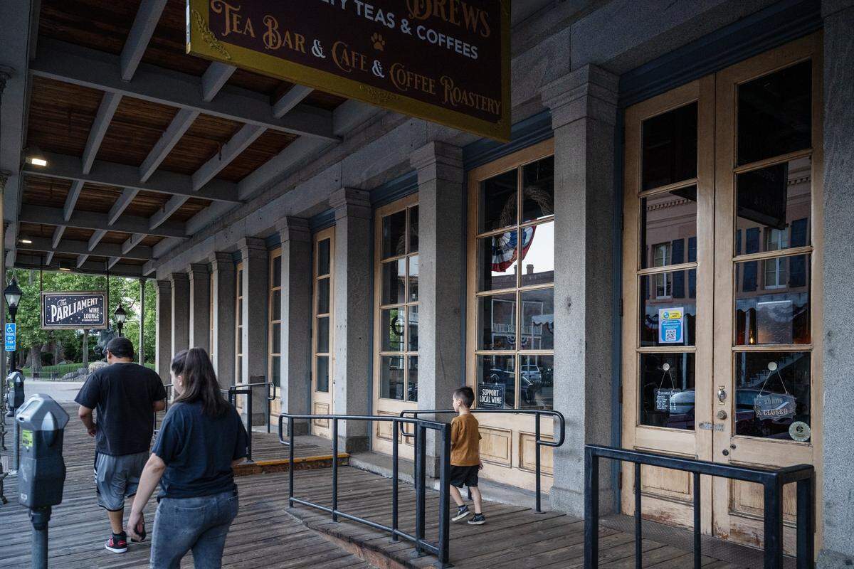 People walk past Pittador Brews on Thursday, May 14, 2026. Pittador Brews is a small business located in Old Sacramento that participated in the Calling All Dreamers program.