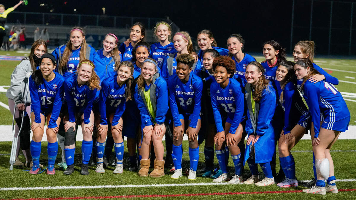 Christian Brothers will face Capital Atheltic League rival Vista del Lago in the Sac-Joaquin Section Division lll championship game after a penalty shootout win over Ponderosa.