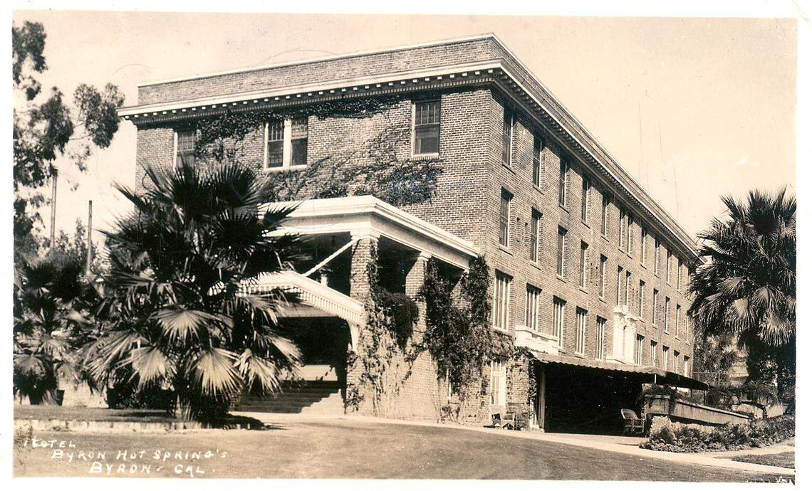 A postcard of the third and last Byron Hot Springs Hotel building.