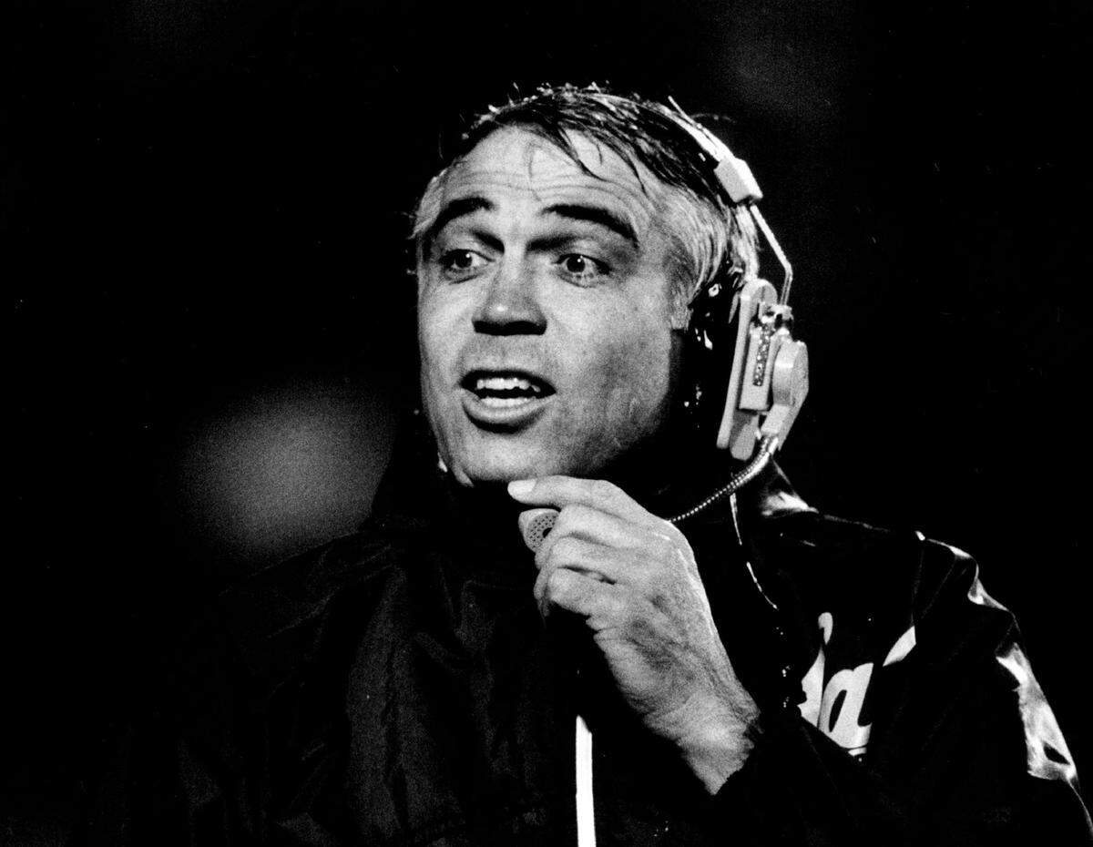 Cal head coach Joe Kapp communicates with his players on Nov. 10, 1984.