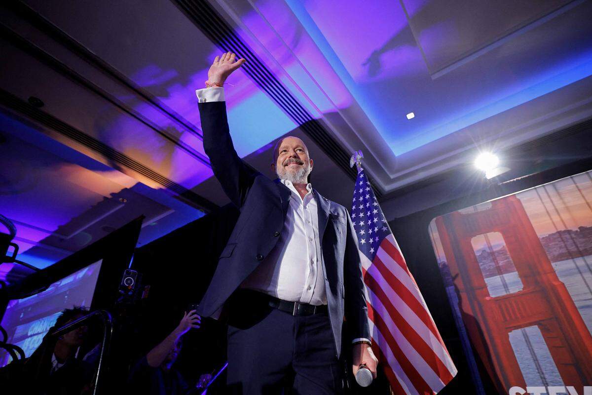 California Republican gubernatorial candidate Steve Hilton waves at his campaign watch party in Huntington Beach on Tuesday.