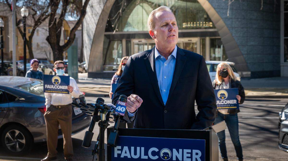 Kevin Faulconer, former mayor of San Diego and a Republican candidate for governor, speaks at a press conference outside of the California Department of Education in downtown Sacramento on Wednesday, Feb. 24, 2021.