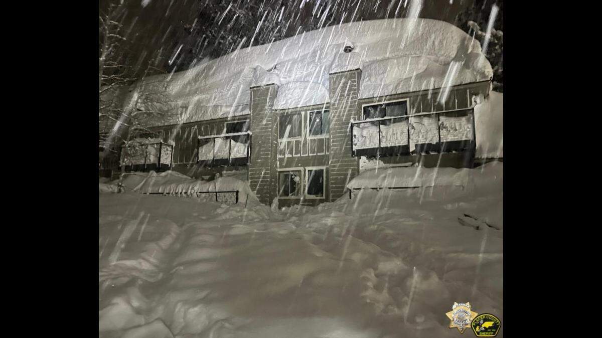 An avalanche in Olympic Valley, Calif., hit a three-story apartment building around 7 p.m. Tuesday, Feb. 28, 2023. Everyone inside was safely evacuated by deputies and search teams, authorities said.