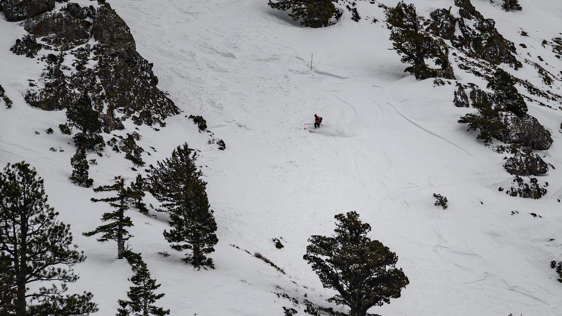 How can you survive an avalanche? Find tips, expert recommendations to stay safe