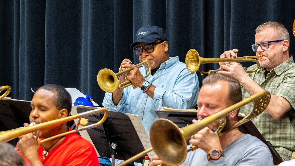 Rio Americano High School performs dream date with jazz greats including Wynton Marsalis
