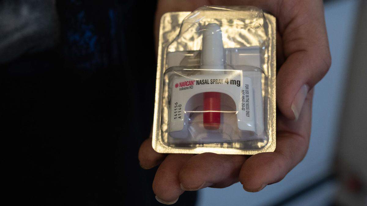 In 2016, prison medical staff began carrying naloxone, a medication that can reverse opioid overdoses and is often sold under the Narcan brand. Seven years later, it was made centrally available in every housing unit for officers’ emergency use.