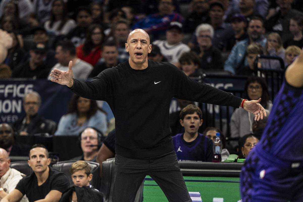 Sacramento Kings coach Doug Christie calls a play during an Emirates NBA Cup in-season tournament game against the Oklahoma City Thunder at Golden 1 Center on Friday.