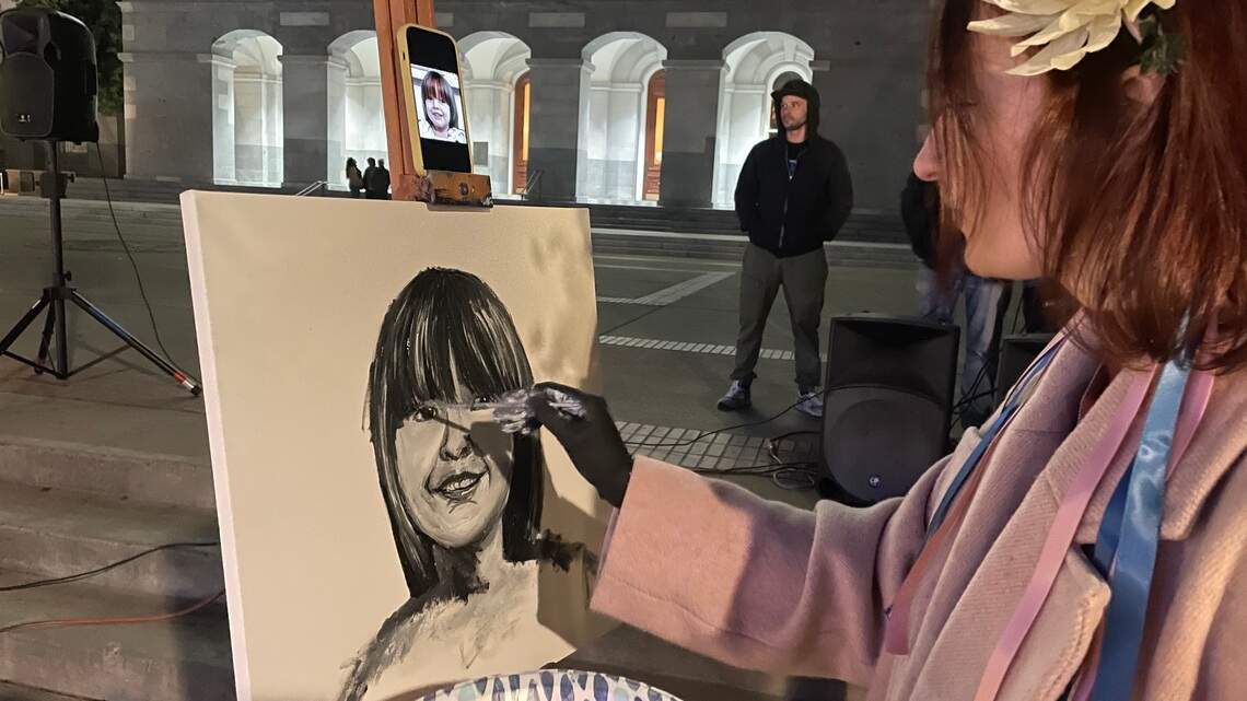 Ukrainians and Russians are at war. In Sacramento, they protest together