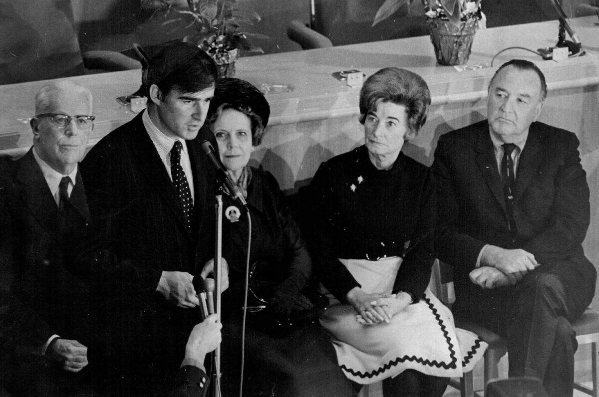 Jerry Brown was sworn in as California Secretary of State, his first statewide office, in 1971 by U.S. Chief Justice Earl Warren, left. Brown was joined at the ceremony by his parents, at right, former Gov. Edmund G. “Pat” Brown and his wife Bernice.