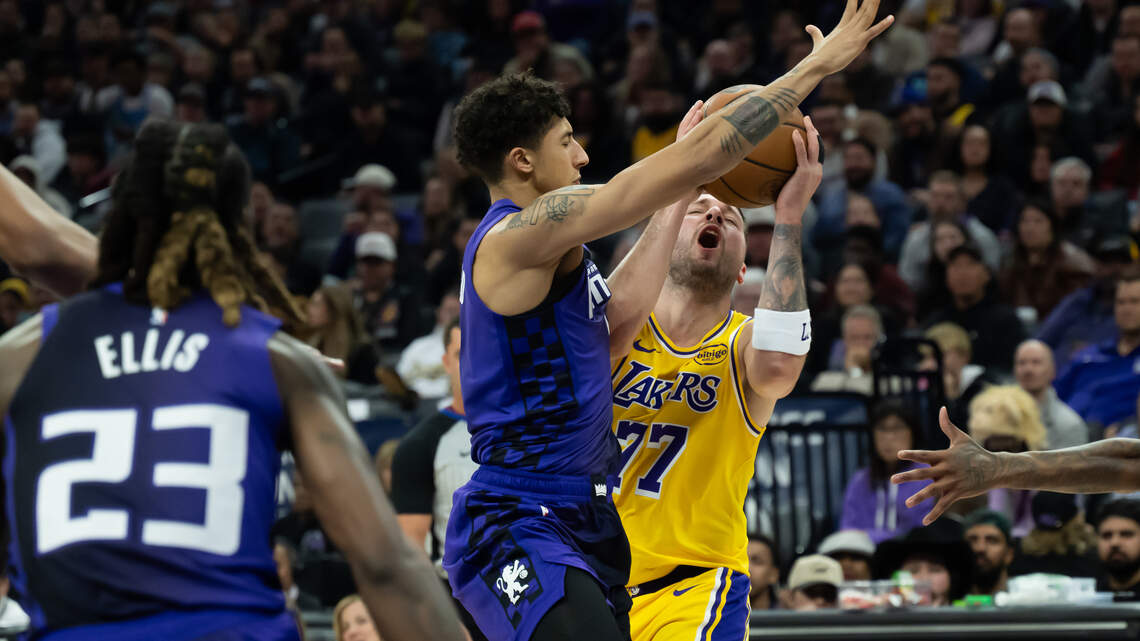 Los Angeles Lakers sold to Bob Iger, Josh Kushner in $12.5 billion deal