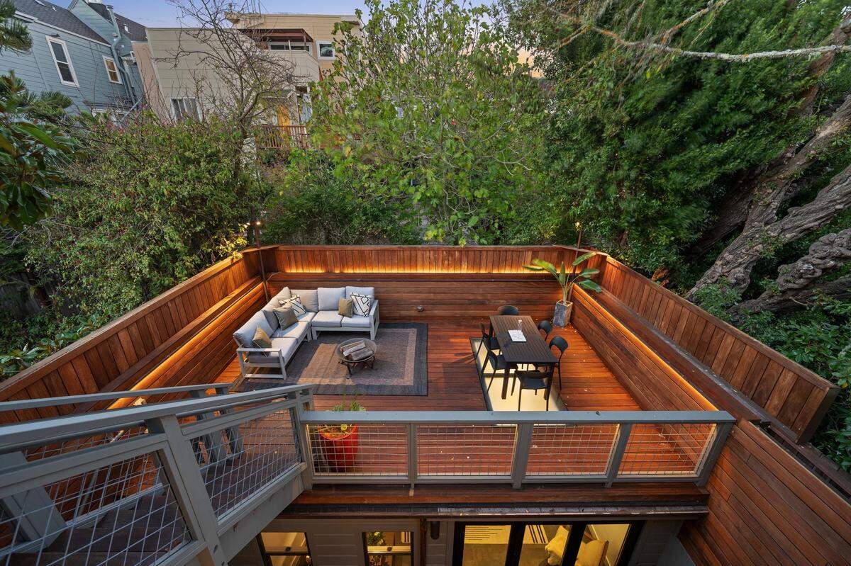 A roof deck with city views on 22nd Street in San Francisco.