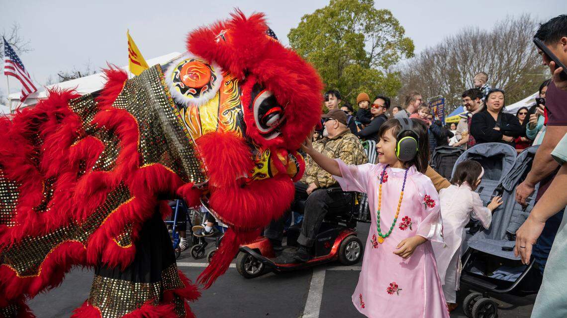Cross-cultural celebrations and treats abound at Elk Grove’s Lunar New Year festival
