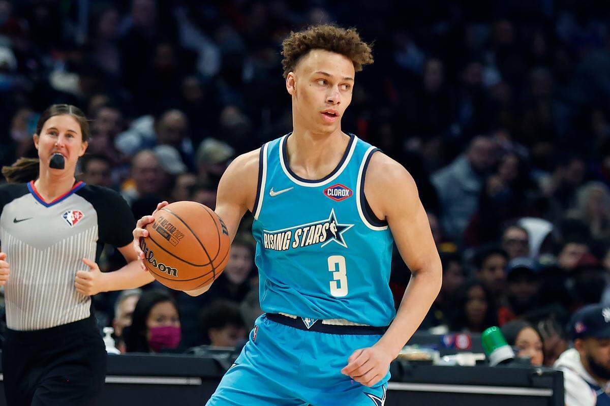 Team Barry’s Dyson Daniels, of the G League Ignite, plays against Team Payton during a semifinal of the NBA basketball Rising Stars event, Friday, Feb. 18, 2022, in Cleveland. (AP Photo/Ron Schwane)