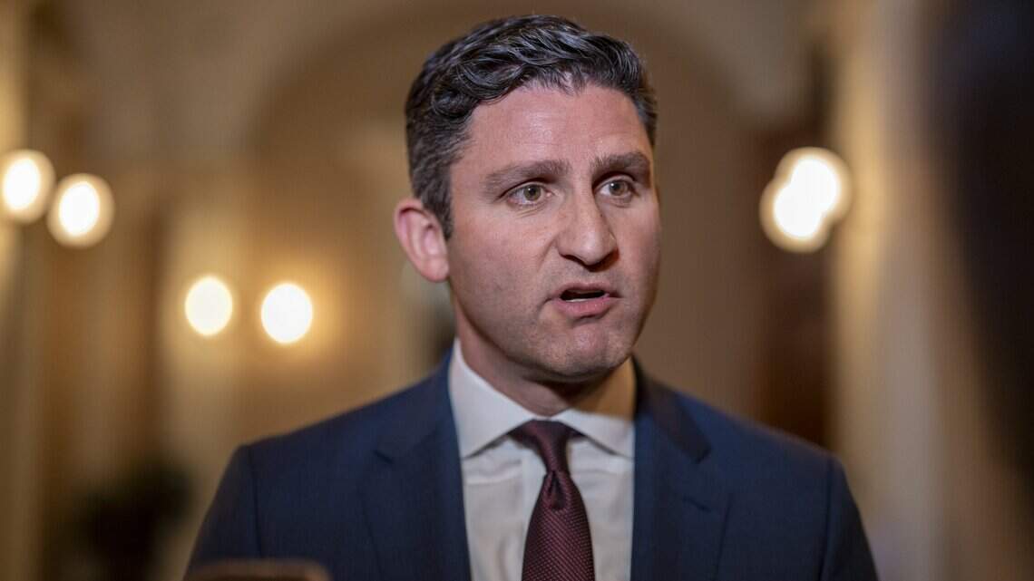 Legislature passes bill mandating state investigations of ICE shootings
