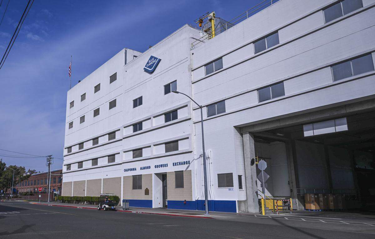 As the Blue Diamond plant prepares to close in sometime between late 2026 and mid-2027, the future of the buildings at the Sacramento plant are still in question.