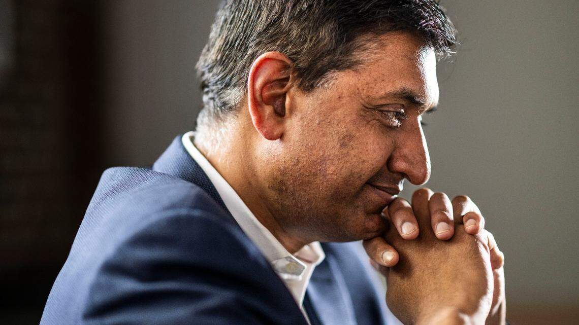 With Democrats in disarray, a Californian explores a path to the White House | Opinion