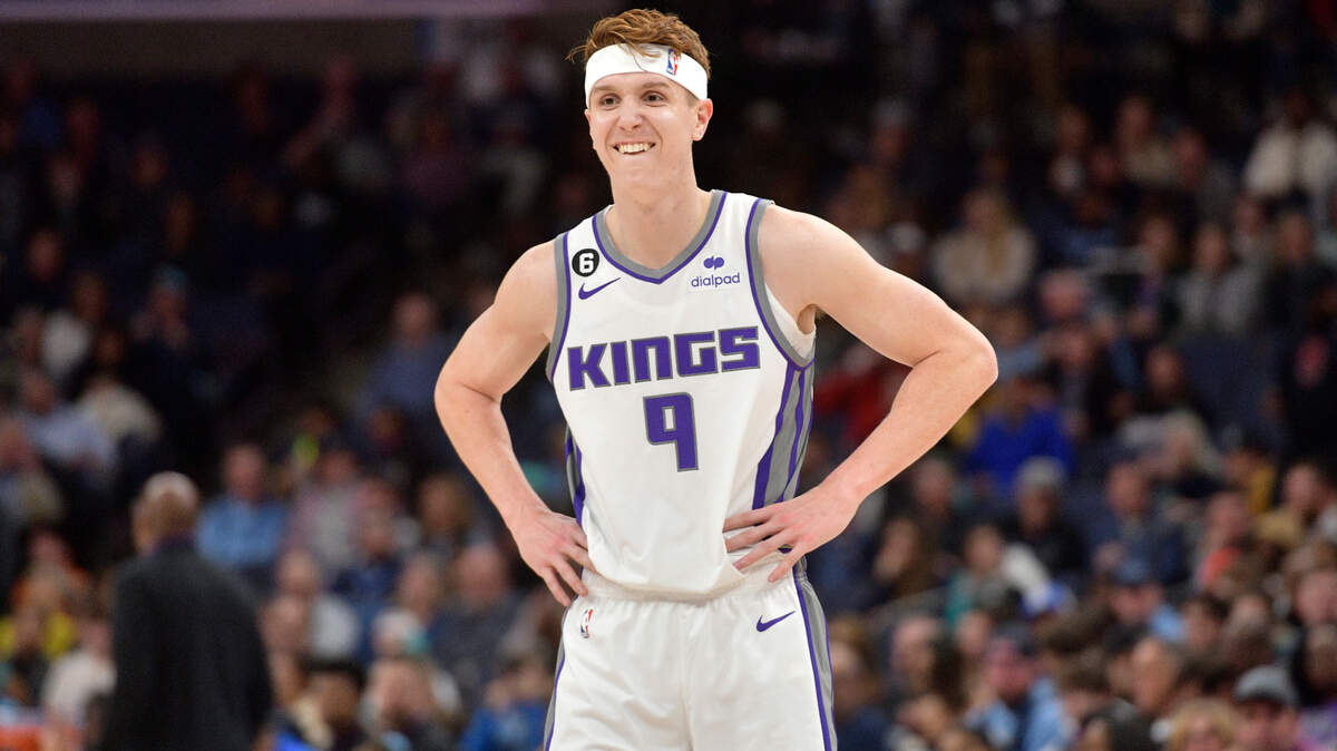 Sacramento Kings guard Kevin Huerter (9) plays in the first half of an NBA basketball game against the Memphis Grizzlies Tuesday, Nov. 22, 2022, in Memphis, Tenn. (AP Photo/Brandon Dill)