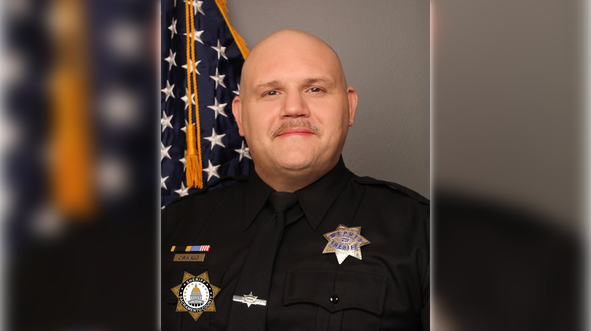 Deputy James Caravallo, a 19-year veteran of the Sacramento County Sheriff’s Office, died in a single-vehicle crash Wednesday morning while driving to work at the Rio Cosumnes Correctional Center in Elk Grove.