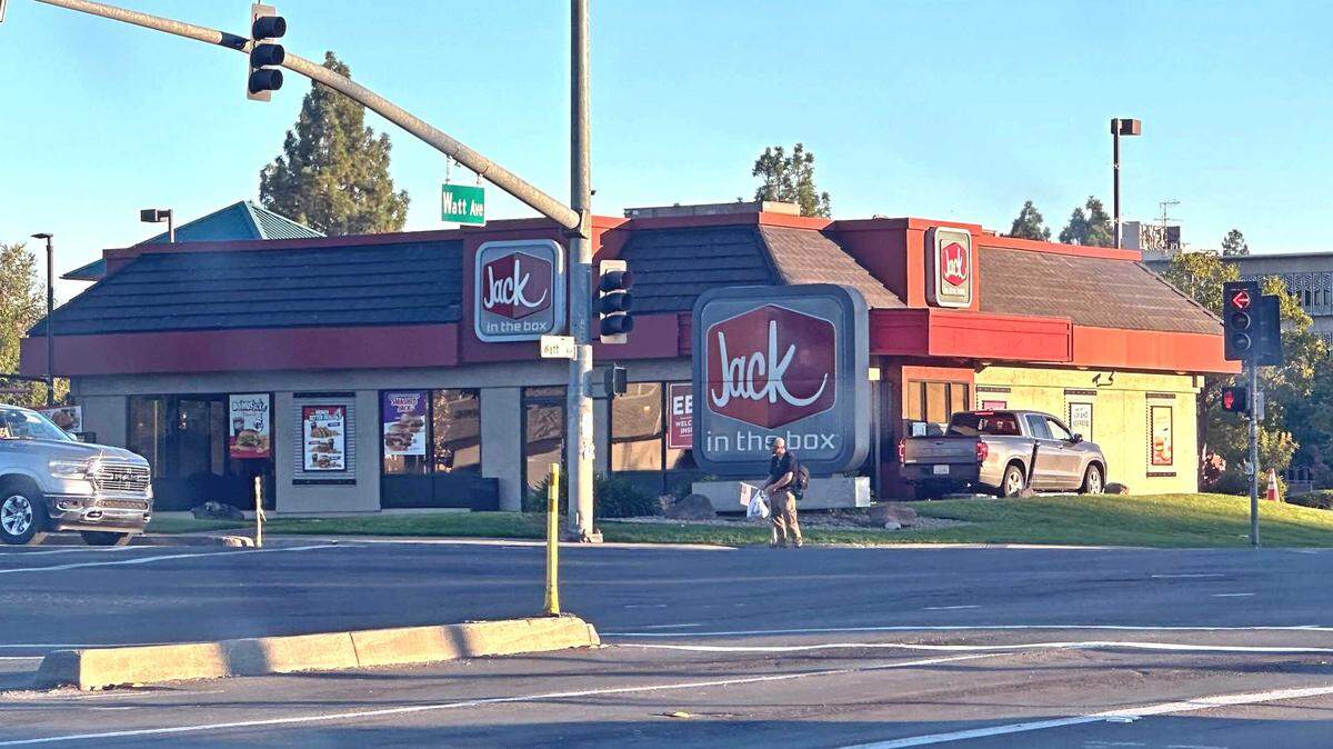 The Jack in the Box at Marconi and Watt avenues in Arden Arcade is seen on Sunday, Oct. 19, 2025.