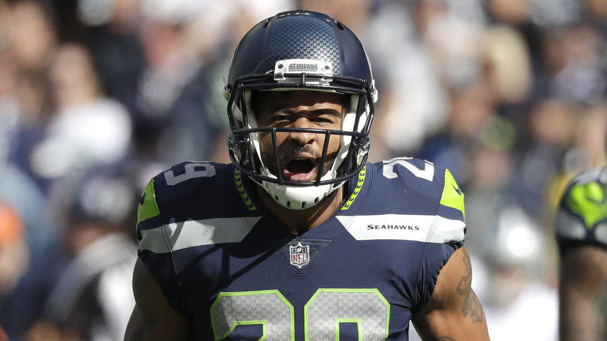 Free-agent free safety Earl Thomas will no longer be in a Seattle Seahawks uniform, but he won’t be in San Francisco 49ers red and gold, either. Thomas is signing with the Baltimore Ravens. (AP Photo/Elaine Thompson)