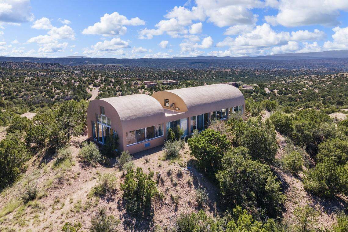 An estate in Santa Fe, N.M., has landed on the desert real estate market for $1.695 million.