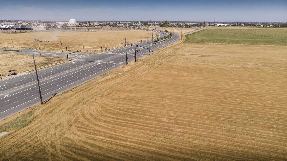 Environmentalists are suing to stop Elk Grove from developing south of Kammerer Road, shown here just west of Highway 99.