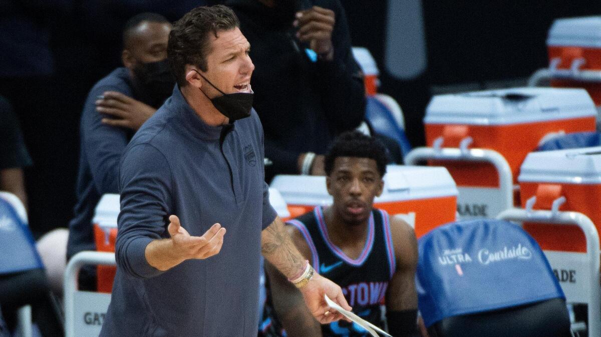 Sacramento Kings coach Luke Walton yells to players in the fourth quarter during a game at Golden 1 Center on Thursday, April 8, 2021 in Sacramento.