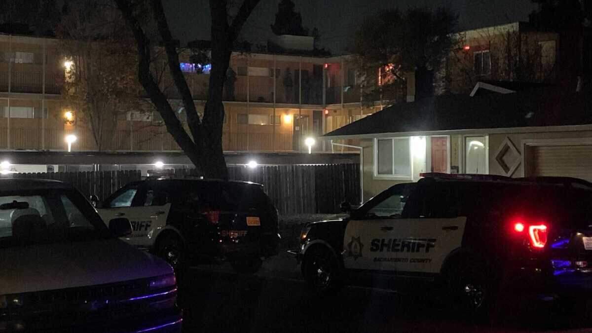 Sacramento County sheriff’s vehicles are seen outside an apartment complex in the 3500 block of Watt Avenue on Tuesday, Dec. 8, 2020. After several hours, deputies entered the apartment, which was empty.