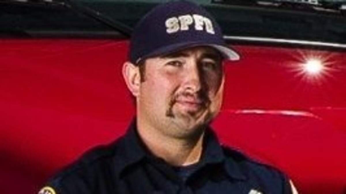 South Placer firefighter-paramedic David Volk was killed in an off-duty motorcycle crash on Highway 65 overnight on the northbound Lincoln Boulevard offramp, authorities said Friday.