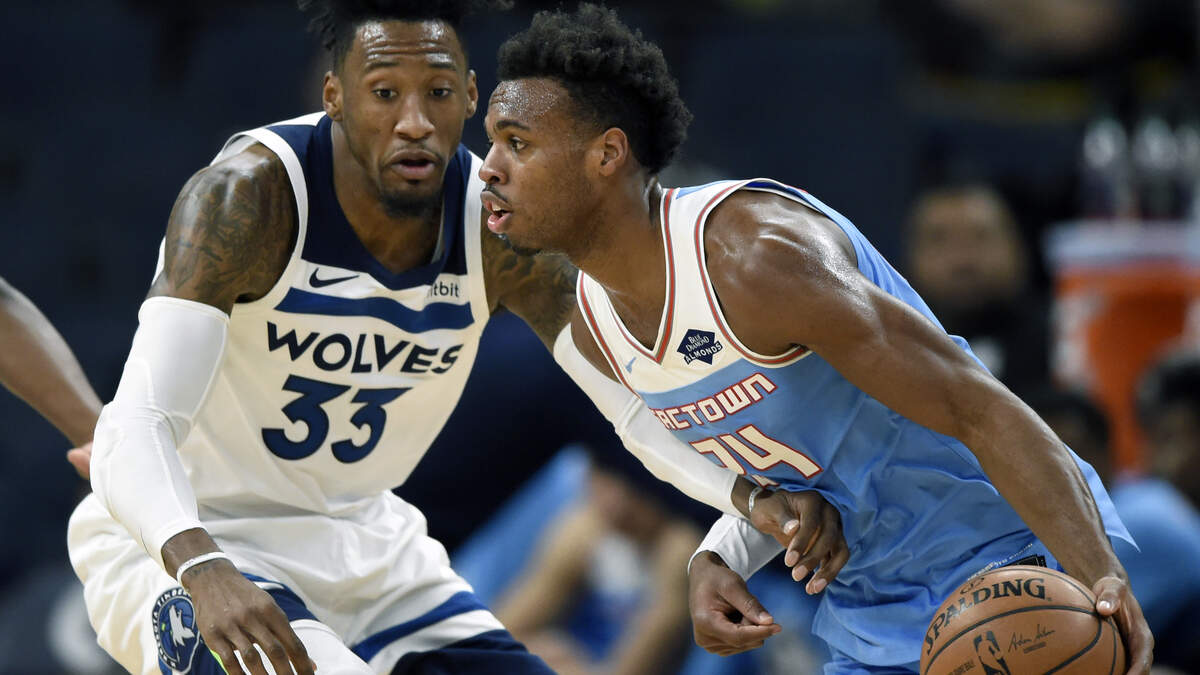 Kings guard Buddy Hield, defended by Robert Covington (33) of the Timberwolves, scored 16 of Sacramento’s first 17 points Monday night, Dec. 17, 2018, Hield’s 25th birthday. But the Kings were routed by Minnesota 132-105.
