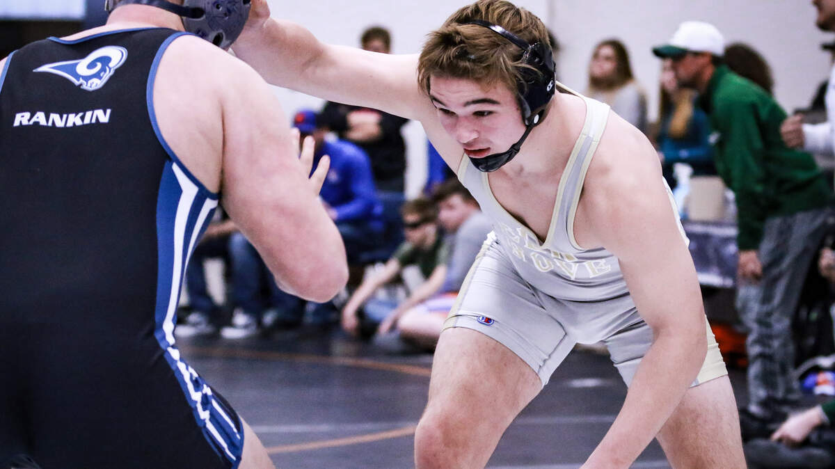 Elk Grove’s Peter Ming won the 220-pound division at the Sac-Joaquin Section Masters Meet and placed third at the CIF State meet in Bakersfield.