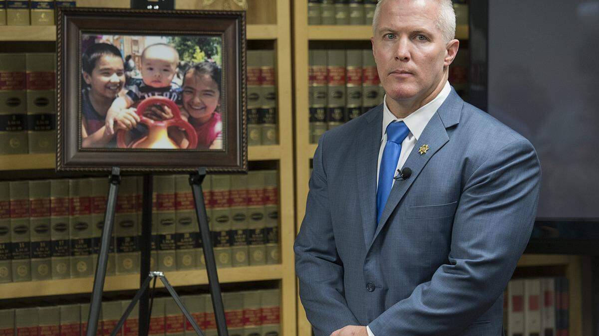 Yolo County District Attorney Jeff Reisig announces his decision to file charges against a West Sacramento resident, who later admitted to killing his three children, Kelvin, 11, Julie, 9, and Lucas, 7 months.