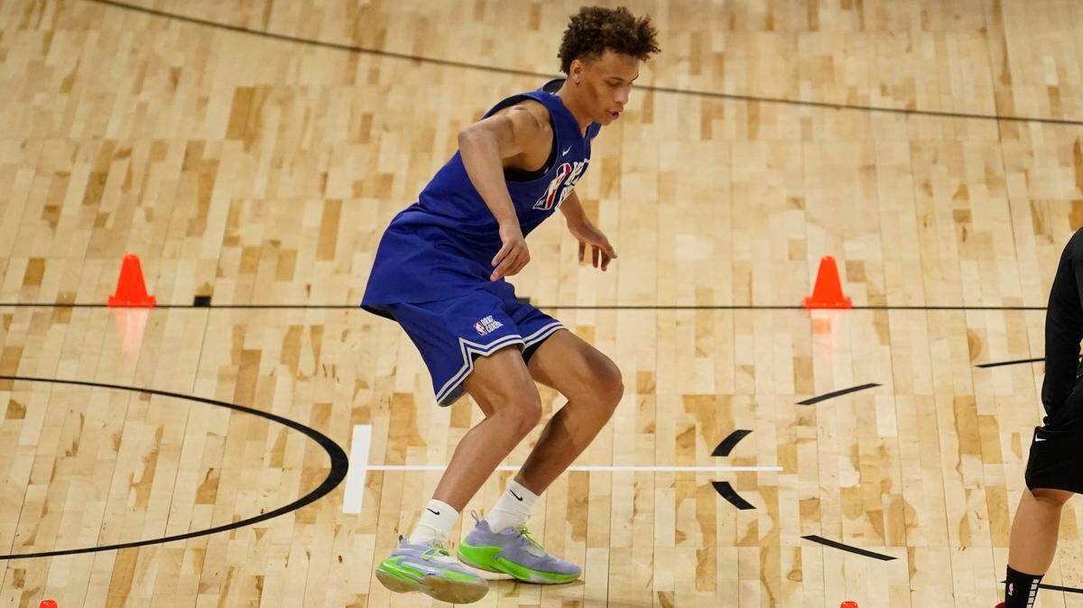 Dyson Daniels participates in the 2022 NBA basketball Draft Combine Wednesday, May 18, 2022, in Chicago. (AP Photo/Charles Rex Arbogast)