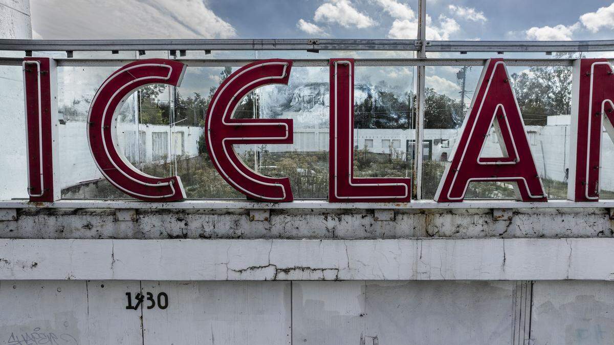 A view of the Iceland Ice Skating Rink exterior in North Sacramento on Wednesday. The property burned in 2010.